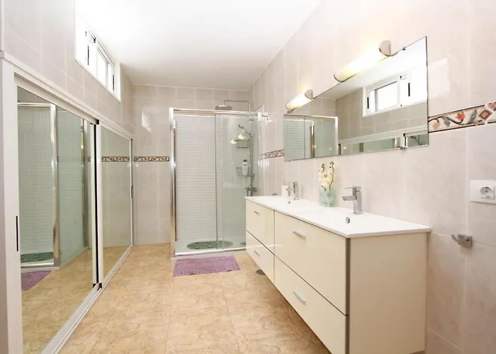 بيت للعطل Casa Grande Familiar Con 4 Terrazas *